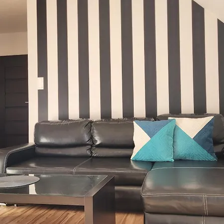 Zeglarzy-apartamenty 3pokojowe * Rusinowo (Slawno)