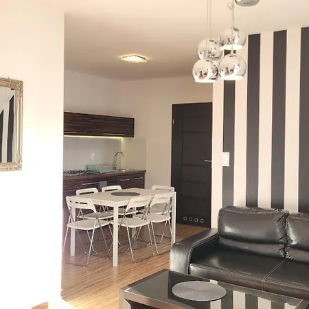 Zeglarzy-apartamenty 3pokojowe Rusinowo (Slawno)