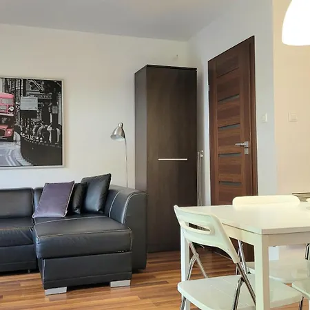 Zeglarzy-apartamenty 3pokojowe Rusinowo (Slawno)